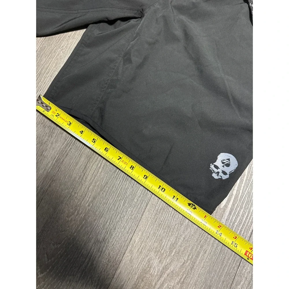 Zero Foxtrot Mens Black Spade Skull Athletic Training Shorts 2XL